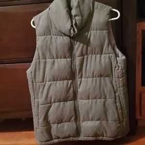 Old Navy Gray puffer vest
